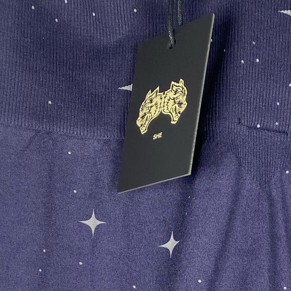 Brand new with tags! Darc Sport Midnight Blue Starry SHE Wolves Leggings - Picture 2 of 10